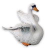 Фигура садовая Лебедь с расправленными крыльями