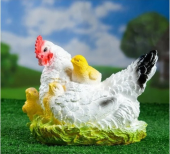 Фигура садовая Курица с цыплятами